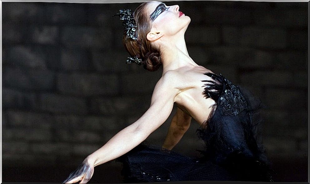 Ballet dancer doing black swan