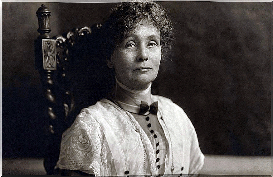 Emmeline Pankhurts: biography of a leading suffragette