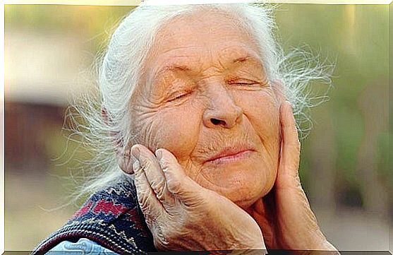 The regulation of emotions in old age: key to well-being