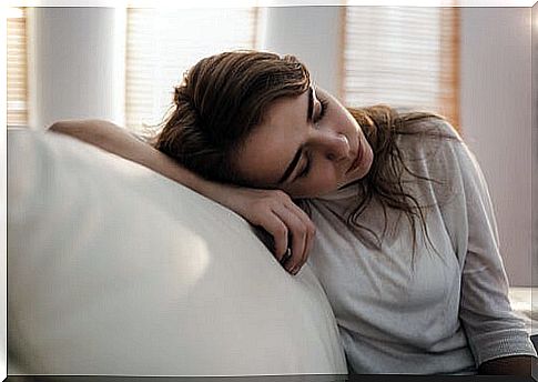 Woman tired from Gilbert's syndrome