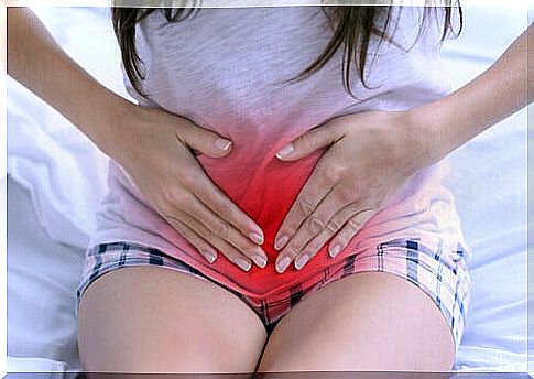 Girl with ovarian pain from hypermenorrhea