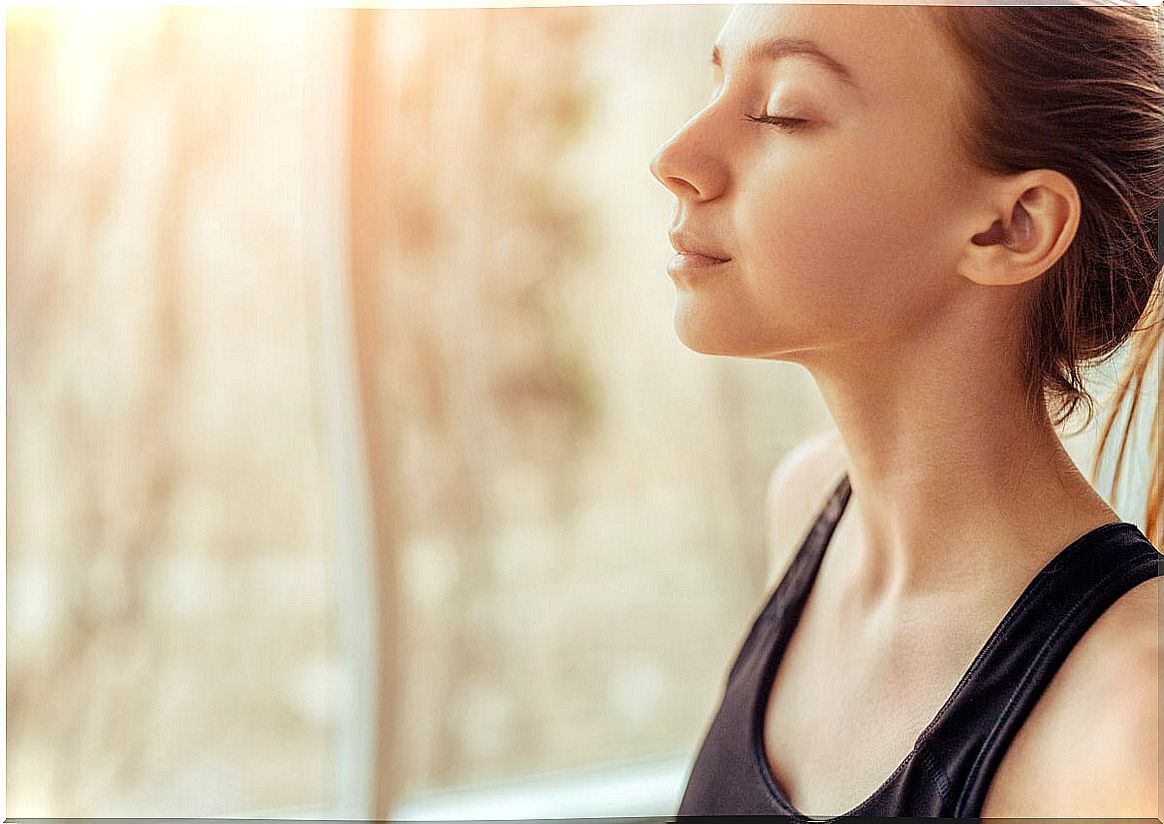 Woman doing a relaxation to relieve anxiety